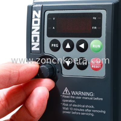 Azionamento a frequenza variabile 10 CV 380 V Convertisore di frequenza 50 Hz 60 Hz 7.5 kW Azionamenti alternativi